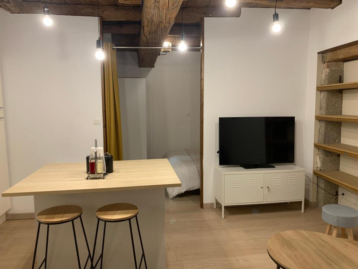 Le Chapard Apartment Chaponost Bagian luar foto